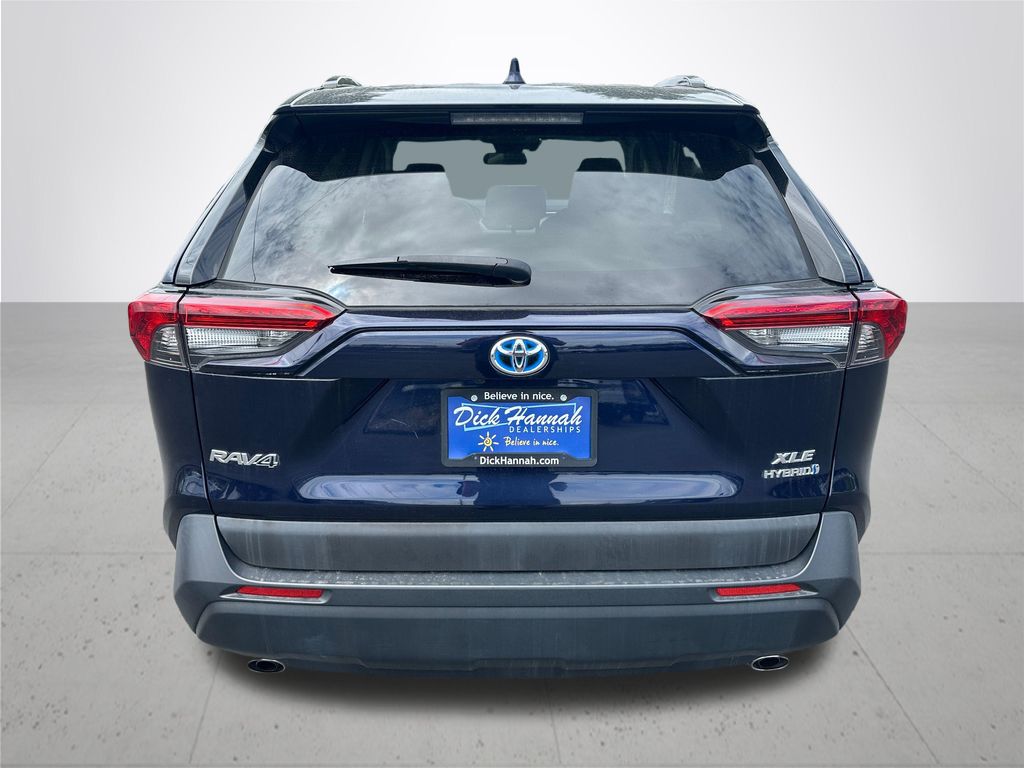 2020 Toyota RAV4 Hybrid XLE
