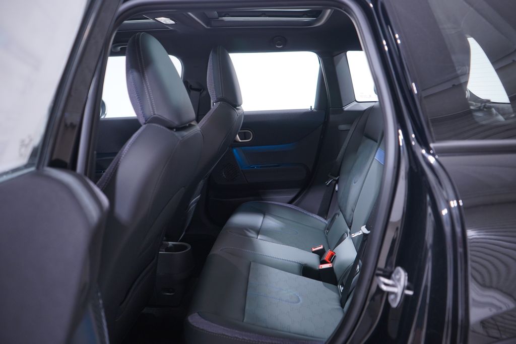 Thumbnail: 2026 MINI Cooper - 9