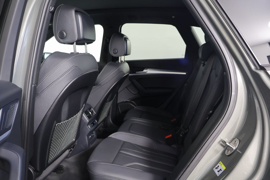 Thumbnail: 2024 Audi Q5 - 11
