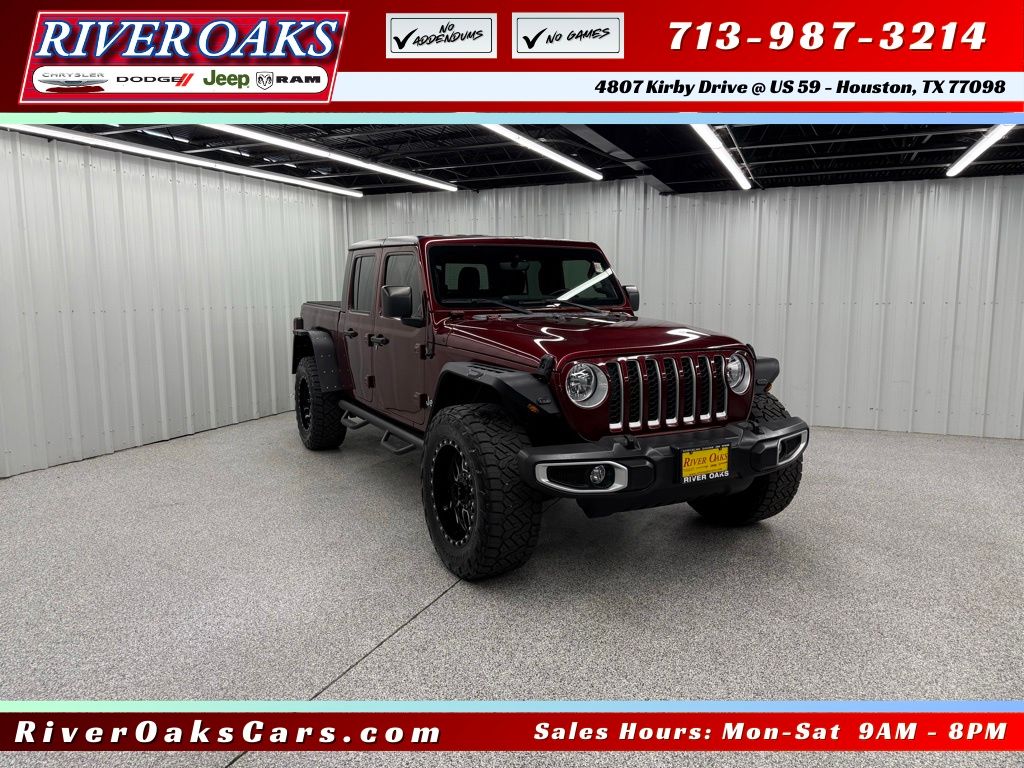 Snazzberry Pearlcoat 2021 Jeep Gladiator Overland Crew Cab 4WD Pickup Truck Four-Wheel Drive 8-Speed Automatic