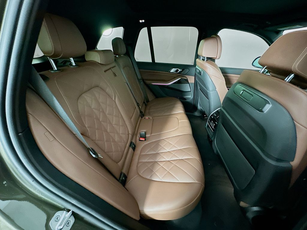 Thumbnail: 2024 BMW X5 - 27