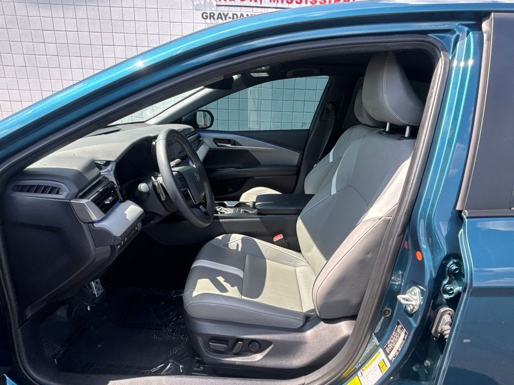 Used 2025 Toyota Camry Sedan