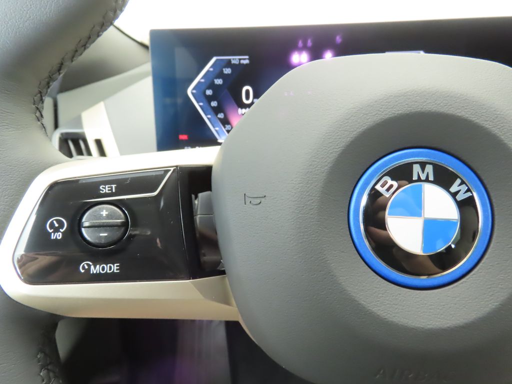 2025 BMW iX xDrive50 11