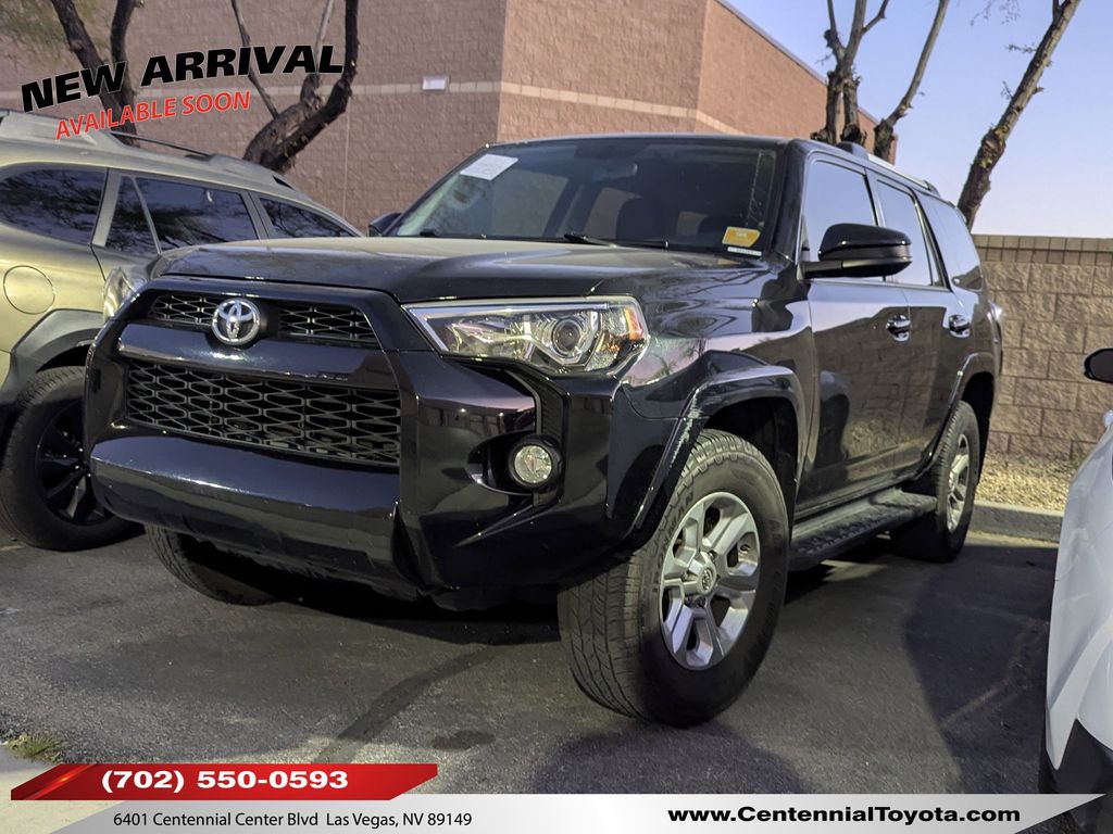 2019 Toyota 4Runner SR5 4WD