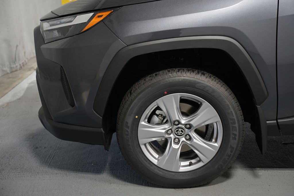 Thumbnail: 2025 Toyota RAV4 - 5