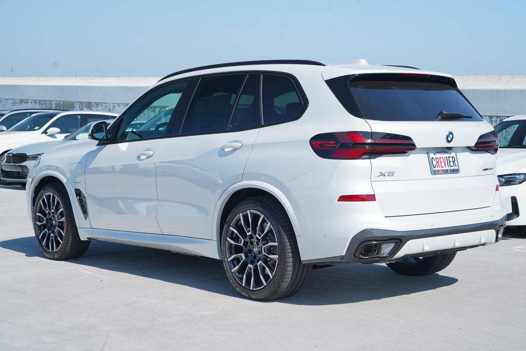 Thumbnail: 2026 BMW X5 - 8