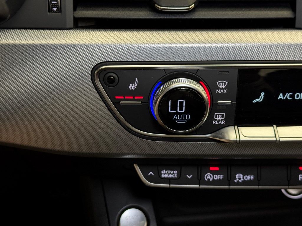 2017 Audi A4 Premium 28