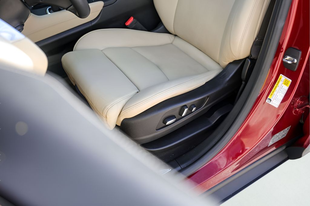 Used Car 2017 Cadillac Xt5  Luxury For Sale Under $20,000 In Austin, Texas