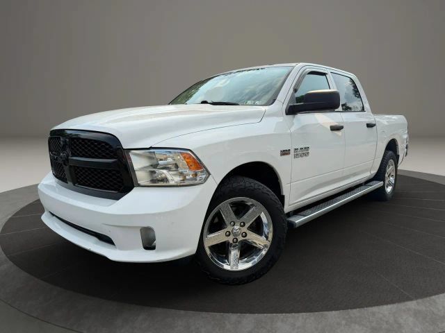 2017 RAM 1500 Express Crew Cab 4WD