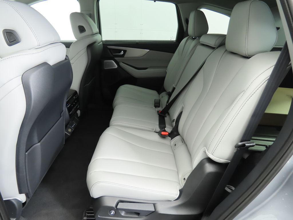 Thumbnail: 2025 Acura MDX - 22