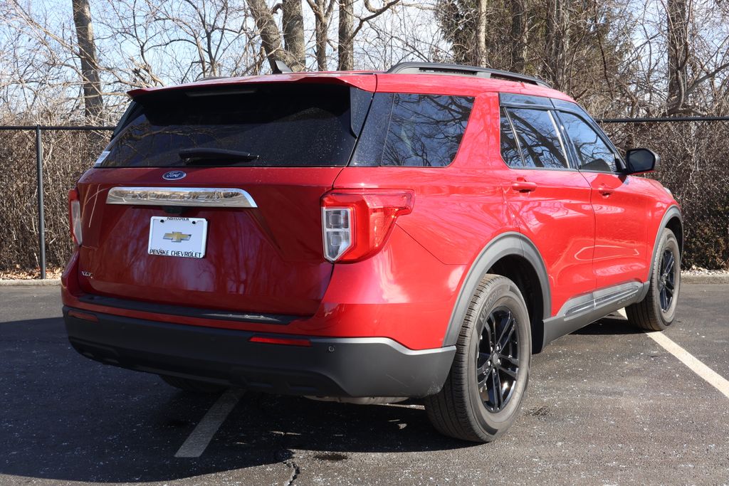 Thumbnail: 2023 Ford Explorer - 8