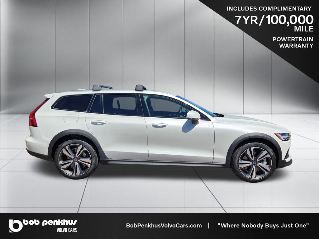 2026 Volvo V60 Cross Country Plus - Photo 24