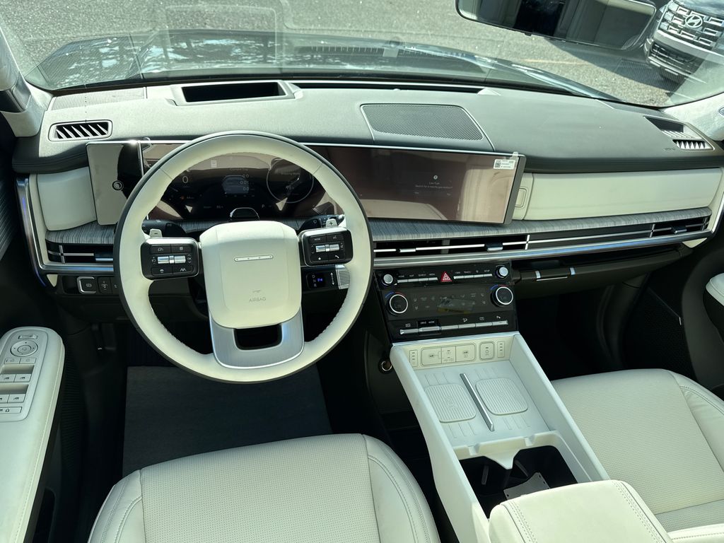 2025 Hyundai Santa Fe Calligraphy photo 13
