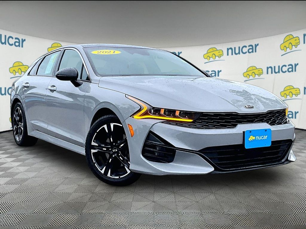 Wolf Gray 2021 Kia K5 Sedan Front-Wheel Drive 8-Speed Automatic