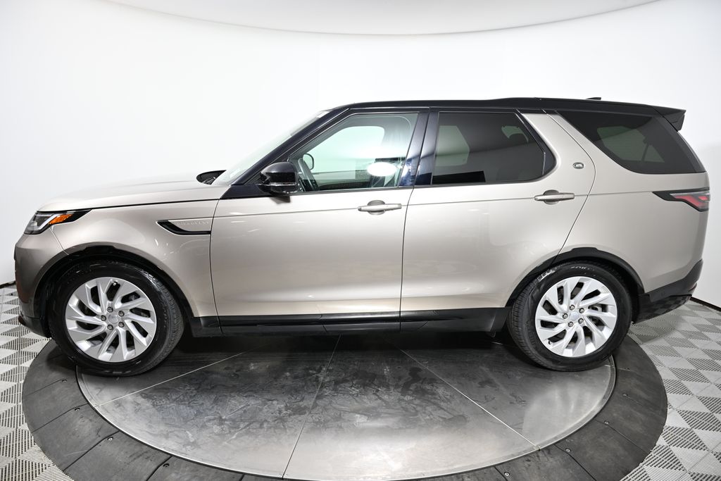 Thumbnail: 2023 Land Rover Discovery - 2