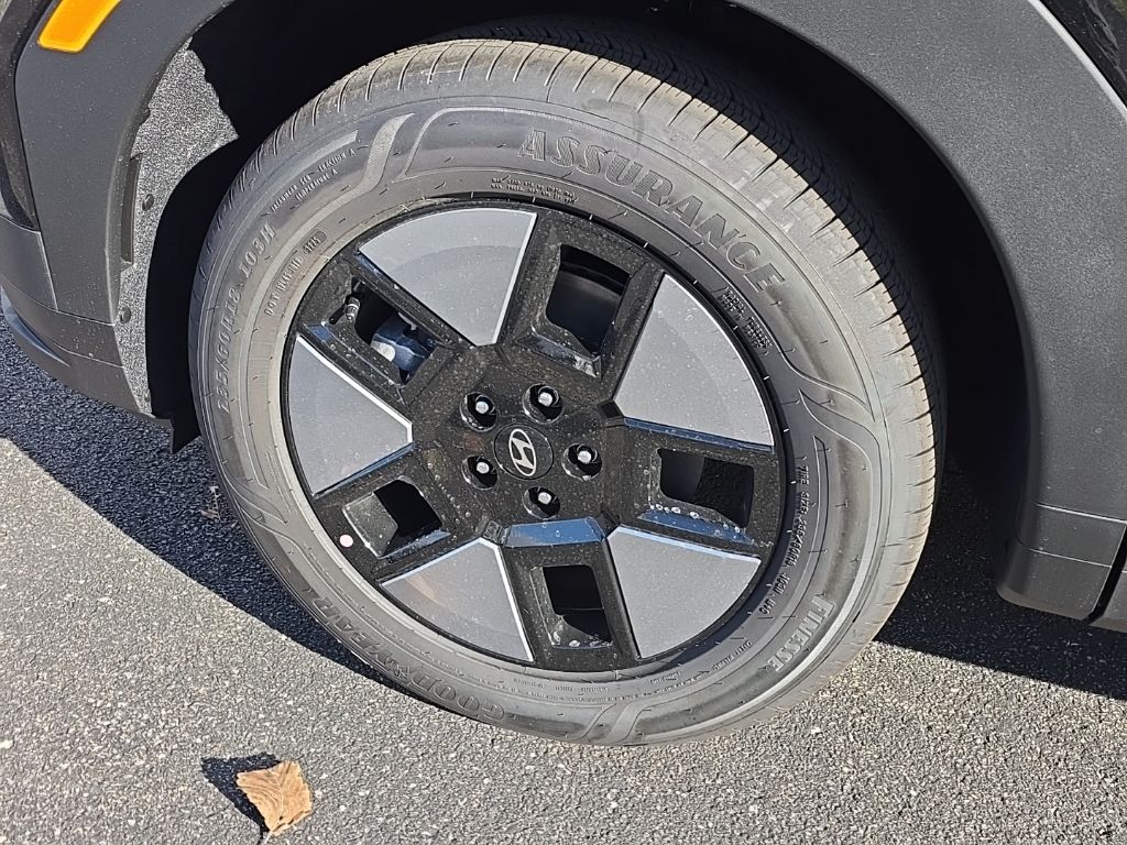 Thumbnail: 2026 Hyundai Santa Fe - 17