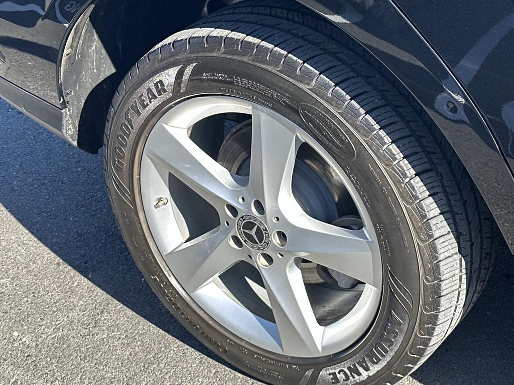 Thumbnail: 2018 Mercedes-Benz GLE - 17