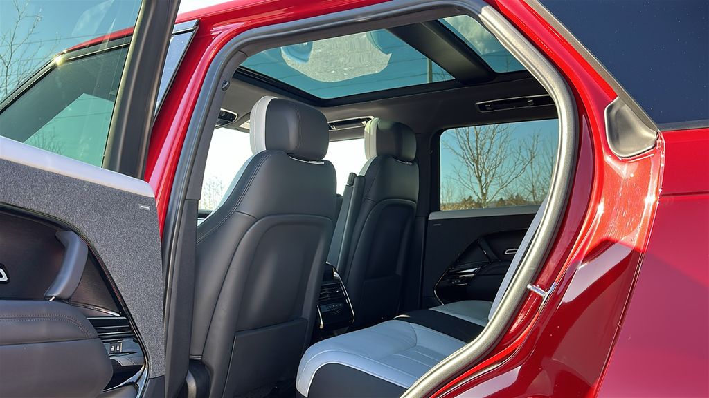 used 2023 Land Rover Range Rover Sport car, priced at $72,485
