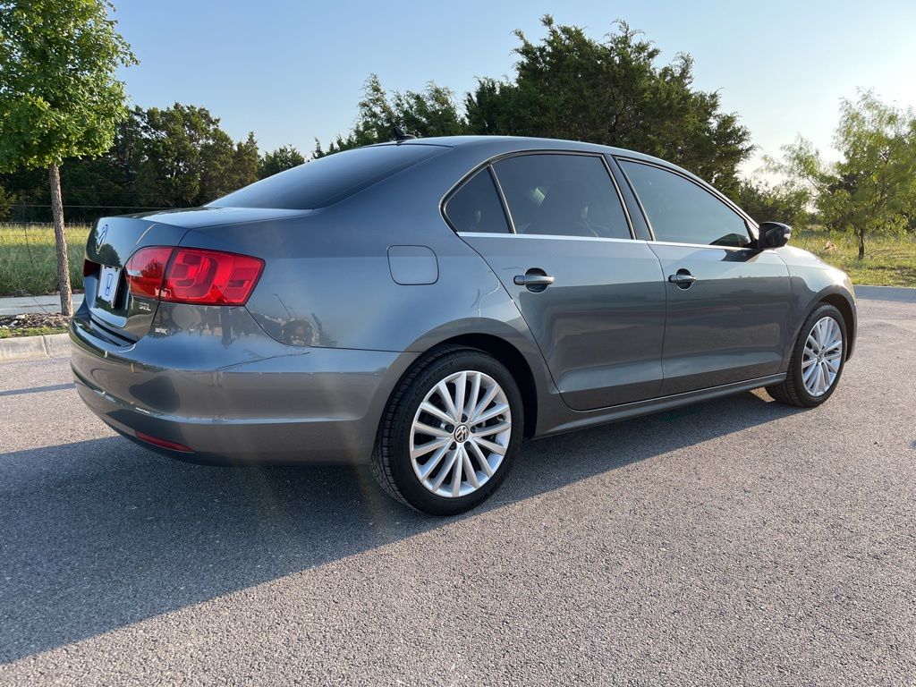 2014 Volkswagen Jetta SEL 3