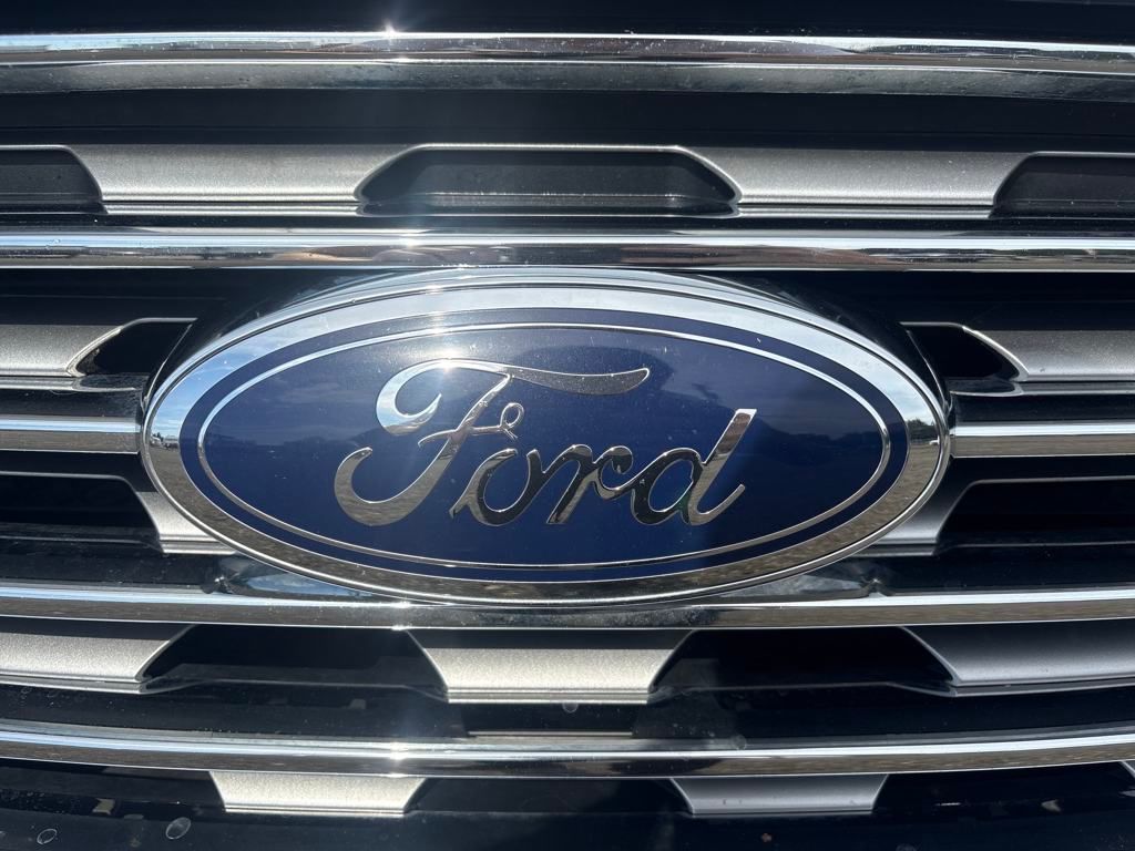 2021 Black Metallic Ford Edge SEL AWD SUV