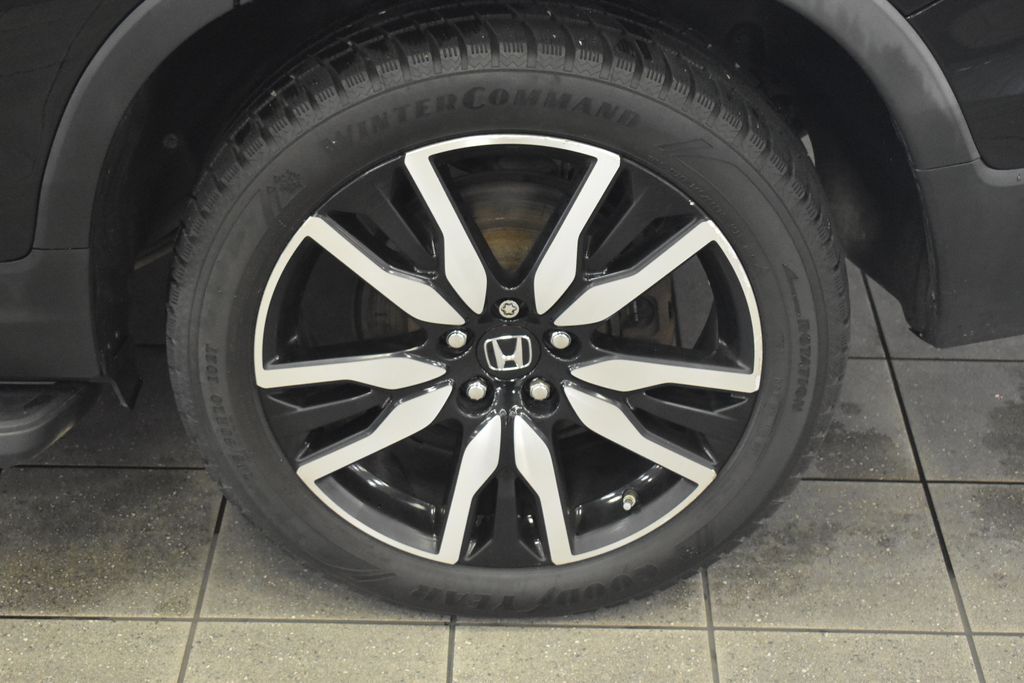 Thumbnail: 2019 Honda Pilot - 9