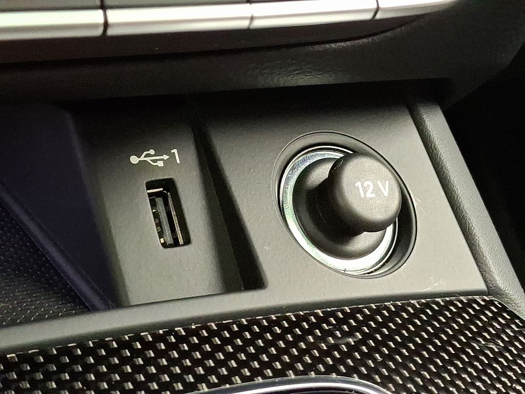2022 Audi SQ5 Premium Plus 25