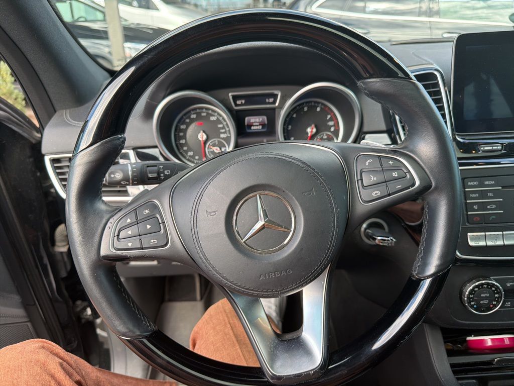 Thumbnail: 2017 Mercedes-Benz GLS - 8