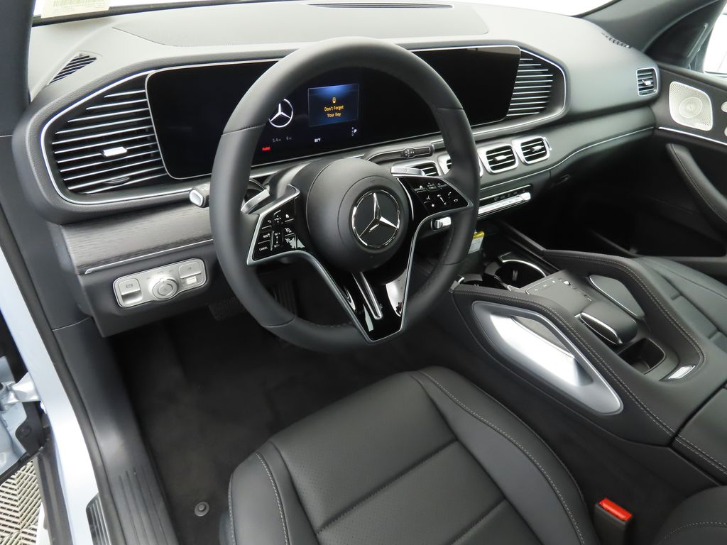 2025 Mercedes-Benz GLE 450 9