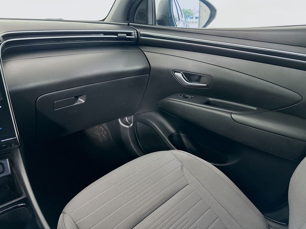 Thumbnail: 2023 Hyundai Santa Cruz - 24