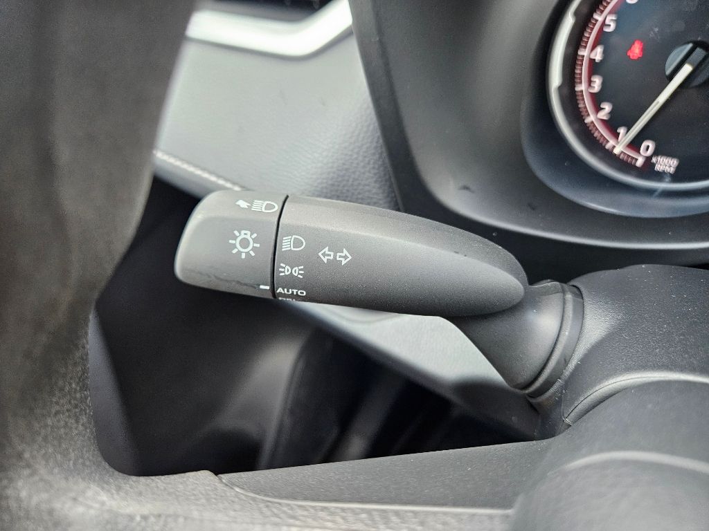 Thumbnail: 2024 Toyota RAV4 - 21