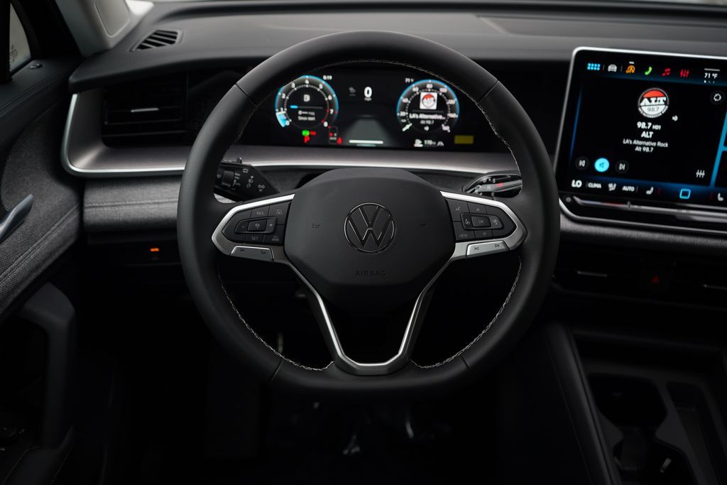 Thumbnail: 2026 Volkswagen Tiguan - 9