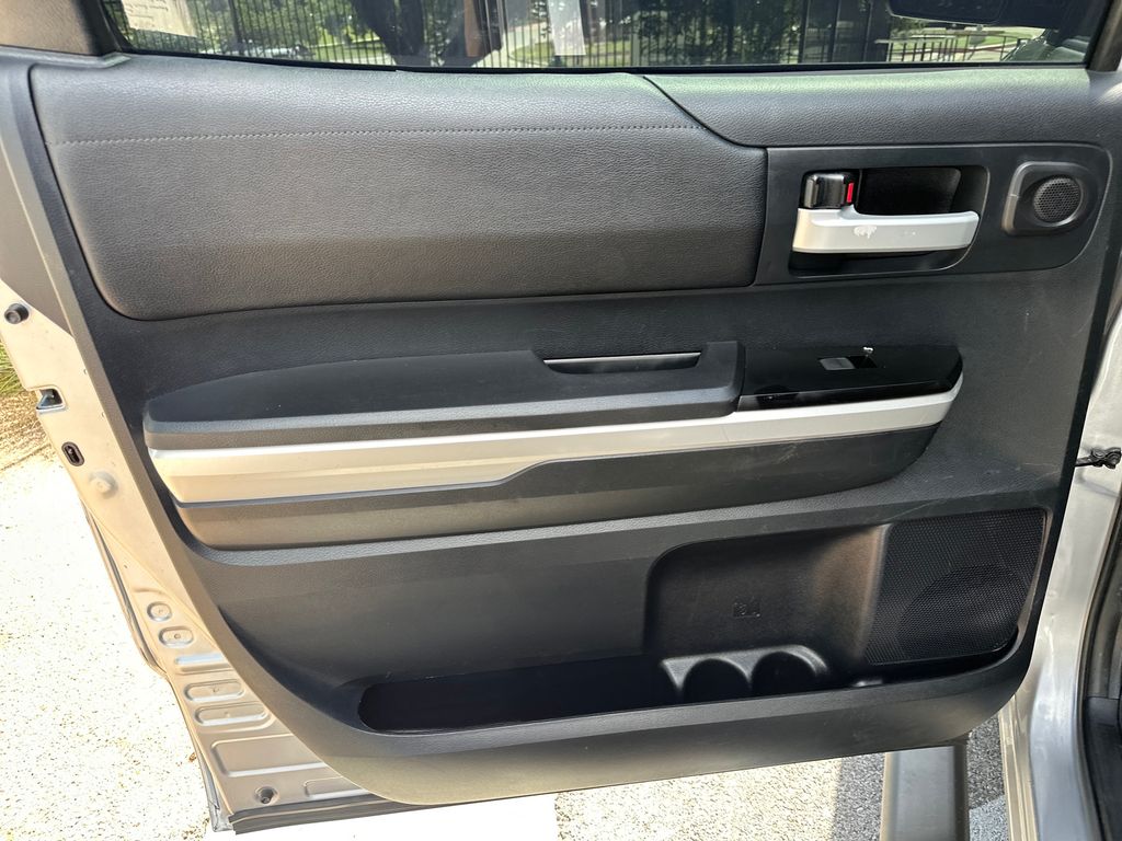 Used Car 2015 Toyota Tundra  For Sale Under $25,000 In Austin, Texas