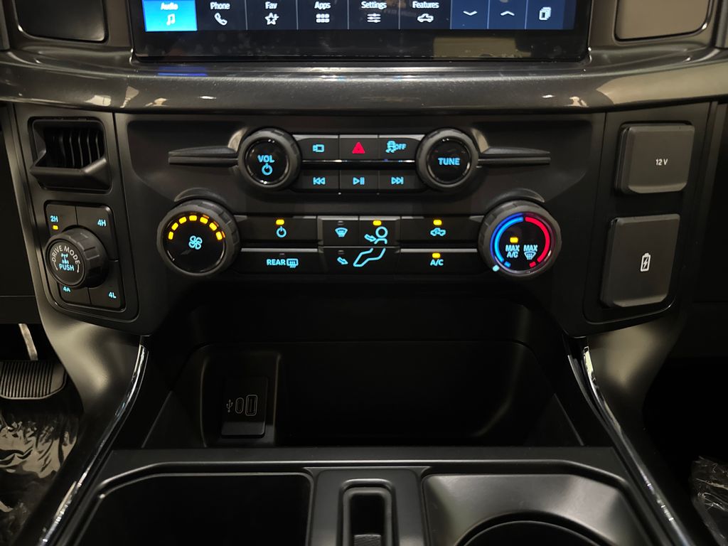 2026 Carbonized Gray Metallic Ford F-150 LOBO 4X4 Truck
