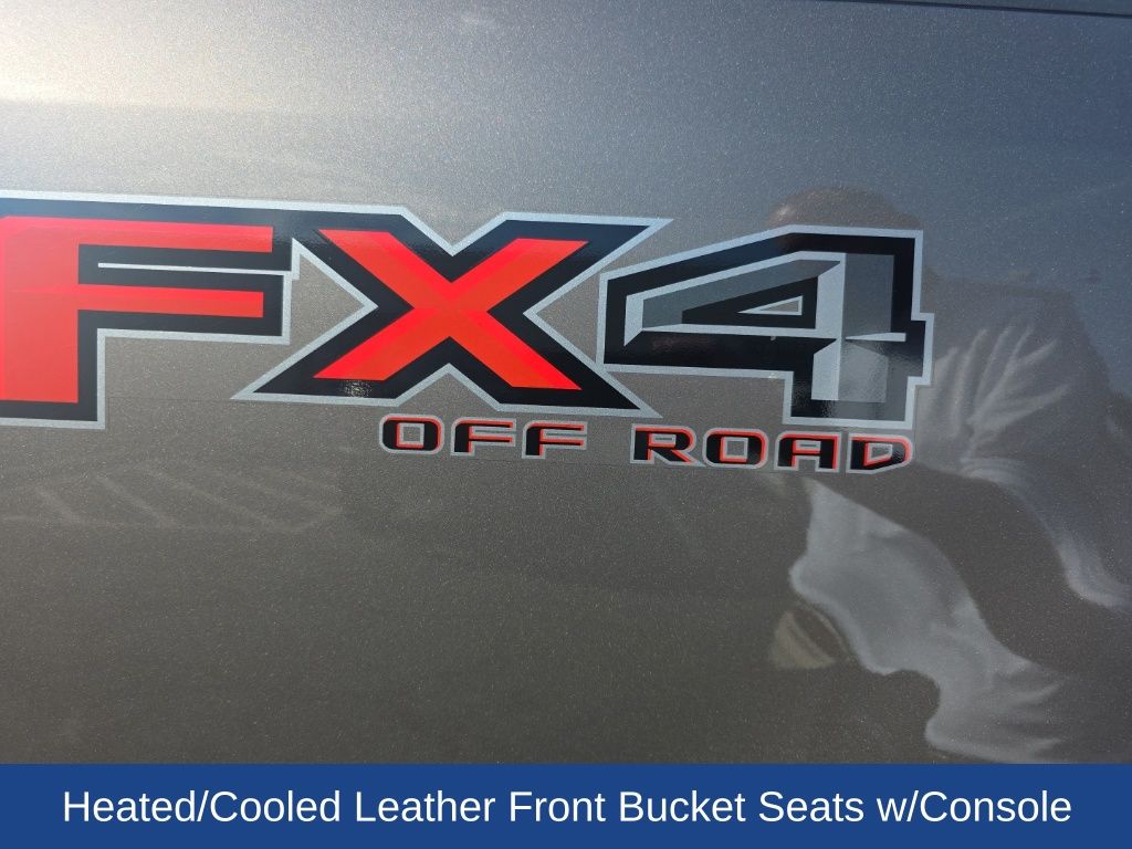 2022 Ford F-250 Super Duty LARIAT