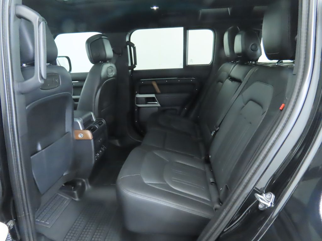 Thumbnail: 2022 Land Rover Defender - 22