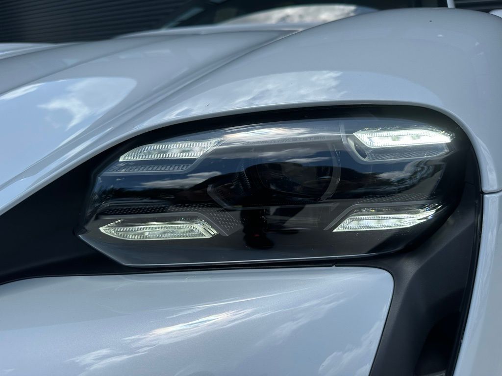 2024 Porsche Taycan 4S 13
