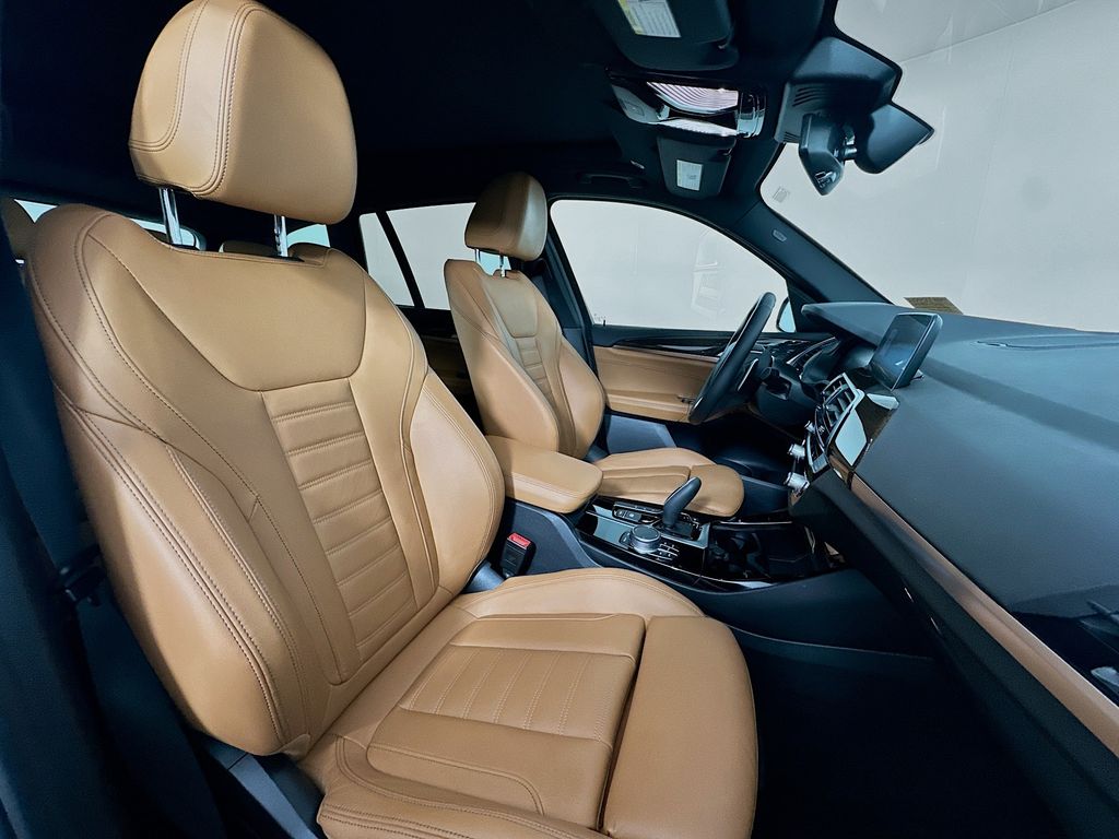 Thumbnail: 2021 BMW X3 - 29