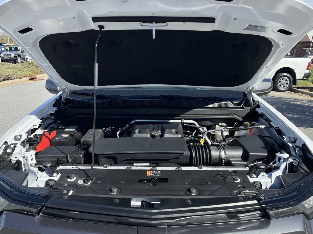 2024 Chevrolet Colorado LT photo