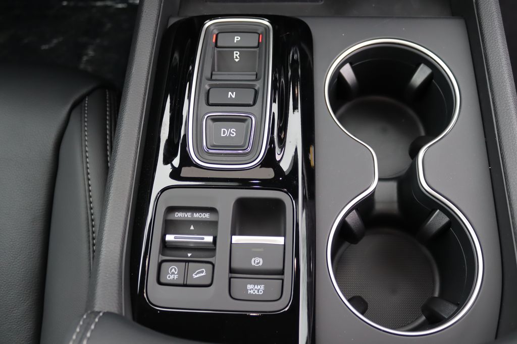 Thumbnail: 2025 Honda Pilot - 24