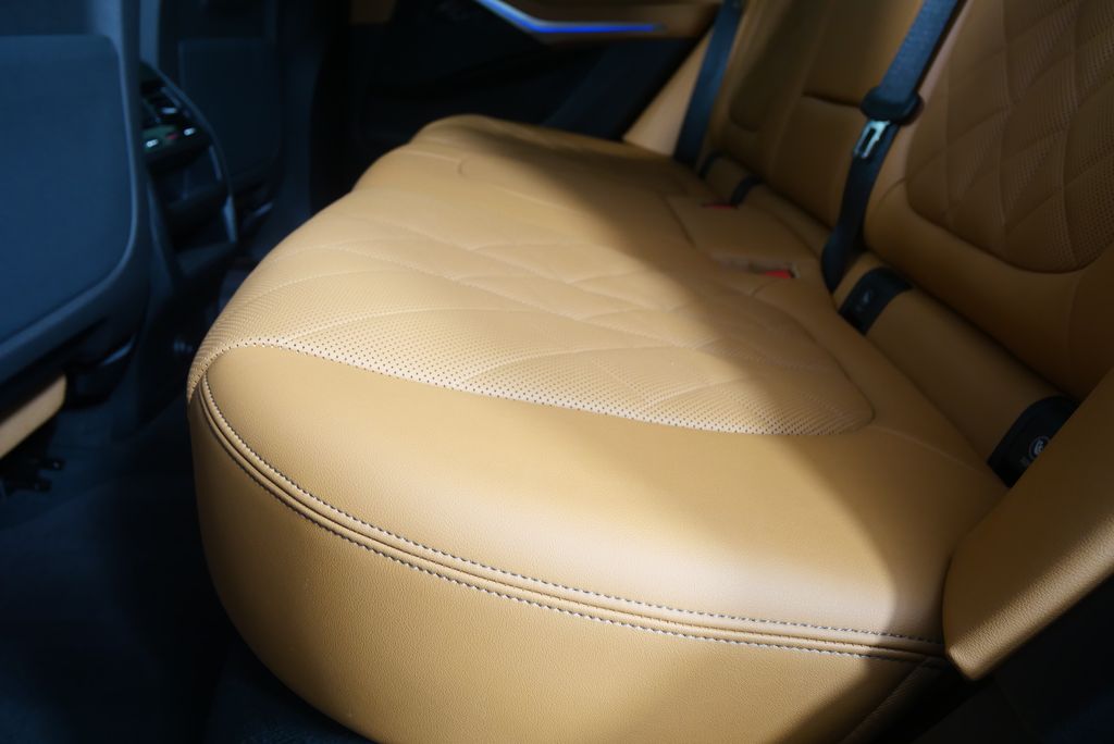 Thumbnail: 2023 BMW X5 - 14