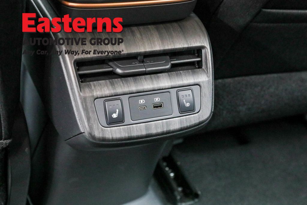 Used 2023 Gray Nissan ENGAGE image 23