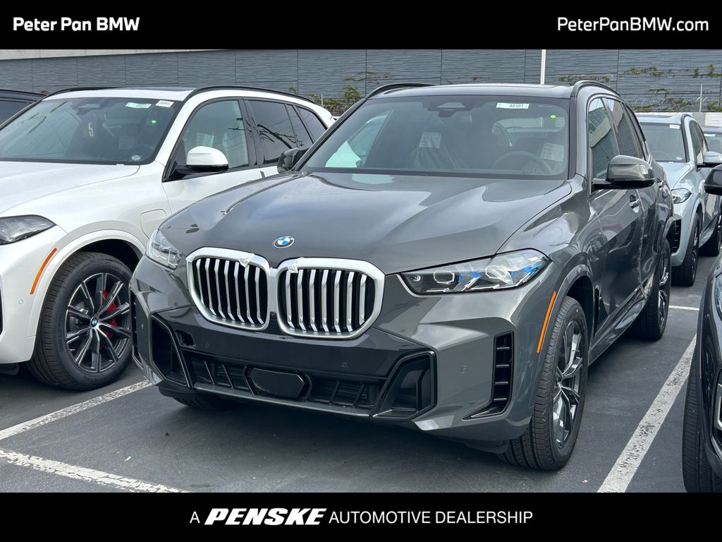 Thumbnail: 2026 BMW X5 - 1