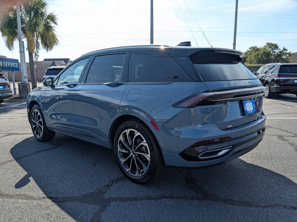 2025 Lincoln Nautilus Hybrid Reserve