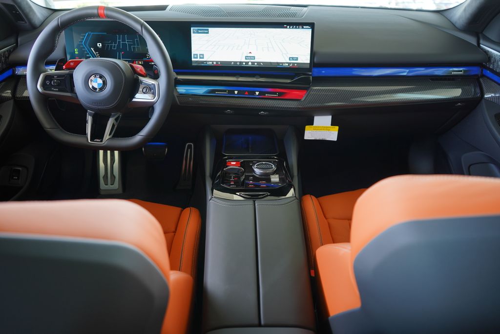 Thumbnail: 2026 BMW M5 - 14