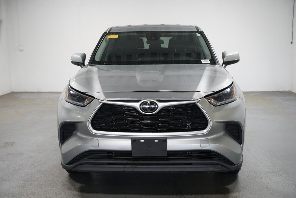 Thumbnail: 2021 Toyota Highlander - 2
