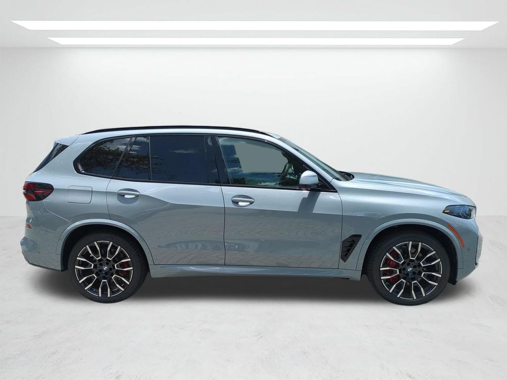 New 2026 Gray BMW xDrive40i image 3