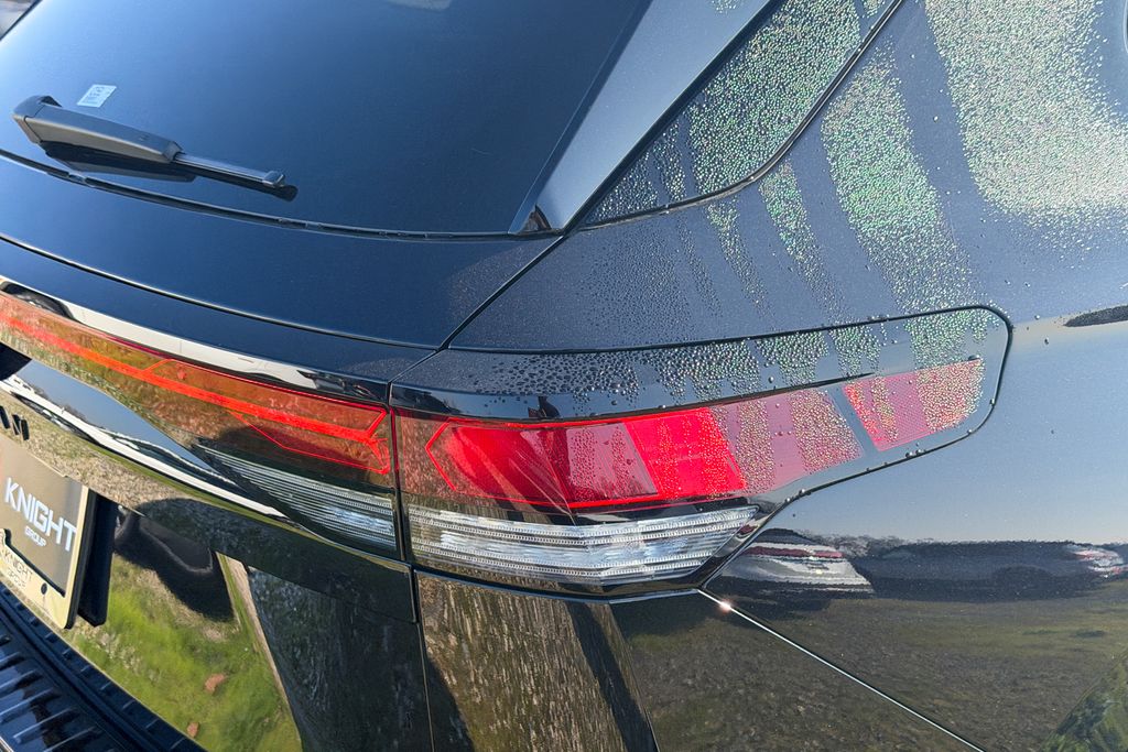 New 2026  Volkswagen 2.0T SE R-Line Black image 8