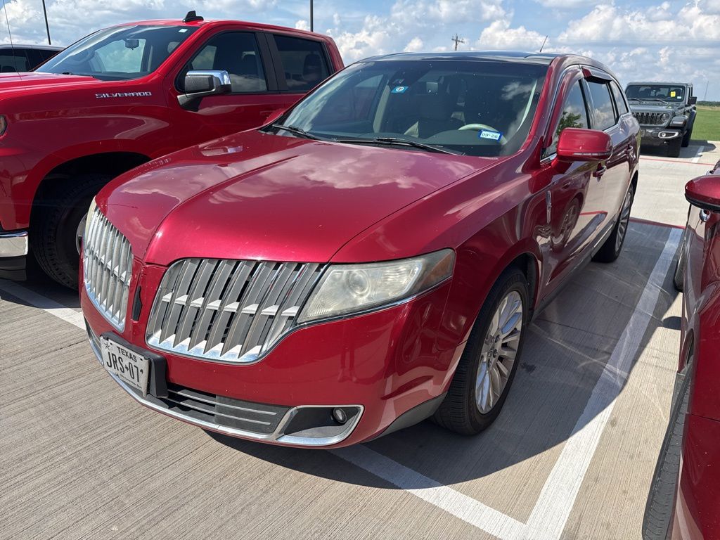 Red Candy Metallic w/Tinted Clearcoat 2011 Lincoln MKT FWD SUV / Crossover Front-Wheel Drive 6-Speed Automatic