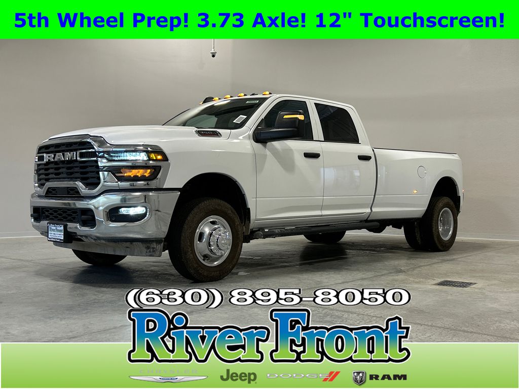 2026 RAM 3500 Tradesman Crew Cab LB DRW 4WD