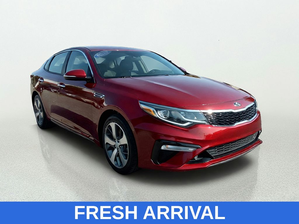 Passion Red 2019 Kia Optima Sedan Front-Wheel Drive 6-Speed Automatic